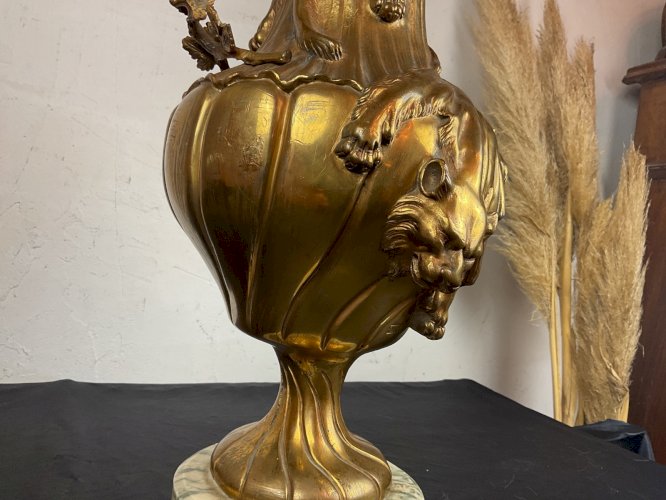 Important vase en Bronze , Emile Pinedo (1840-1916) décor de panthère