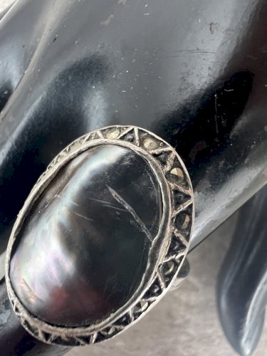 Importante bague Ancienne argent nacre et marcassites Poinçon Minerve France