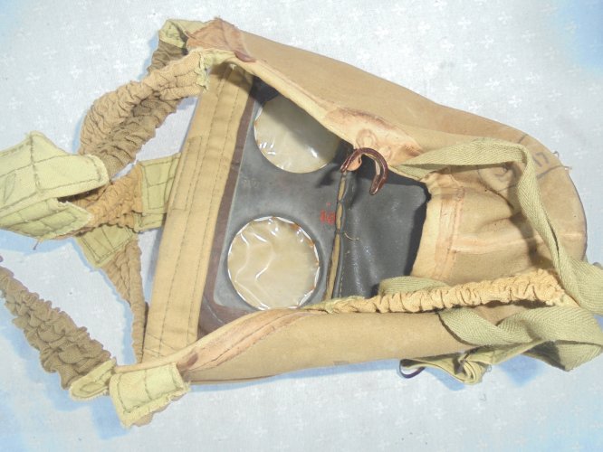masque a gaz  francais de 2 guerre complet