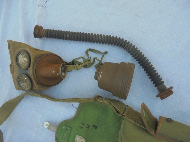 masque a gaz  francais de 2 guerre complet
