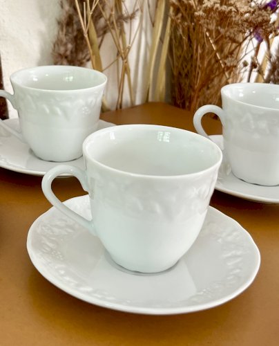 Intemporel - Lot n° 31 - 4 Tasses à café / soucoupes California - Deshoulières - Limoges