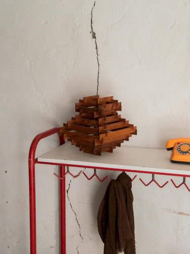 Isabelle, l'étagère en métal avec accroches N°115