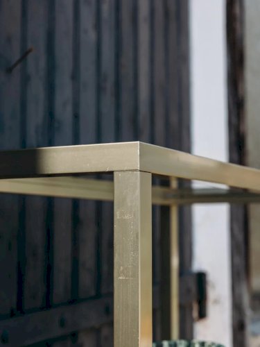 Isabelle, l'étagère en métal Vandel N°137