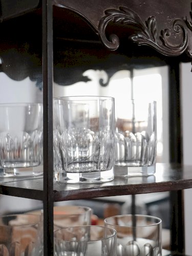 Isabelle, l'étagère en verre et bakélite N°233