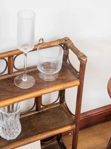 Isabelle, l'étagère murale en rotin N°156