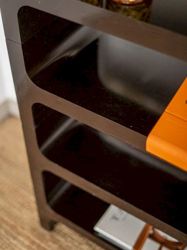 Isabelle, l'étagère Vardani N°193