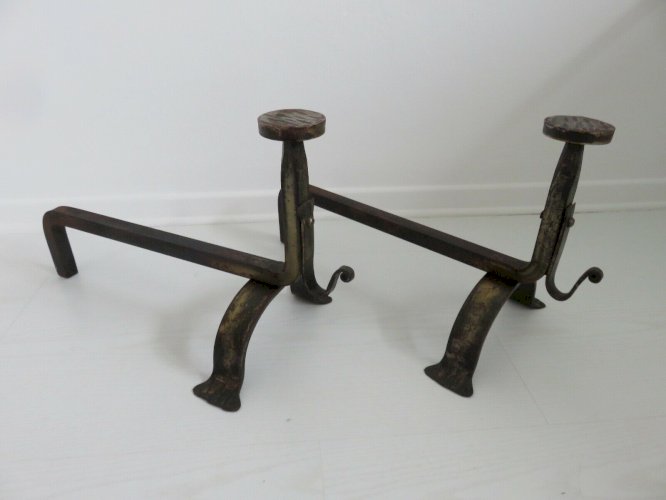 JACQUES ADNET PAIRE DE CHENETS EN ACIER ANNEES 40 50