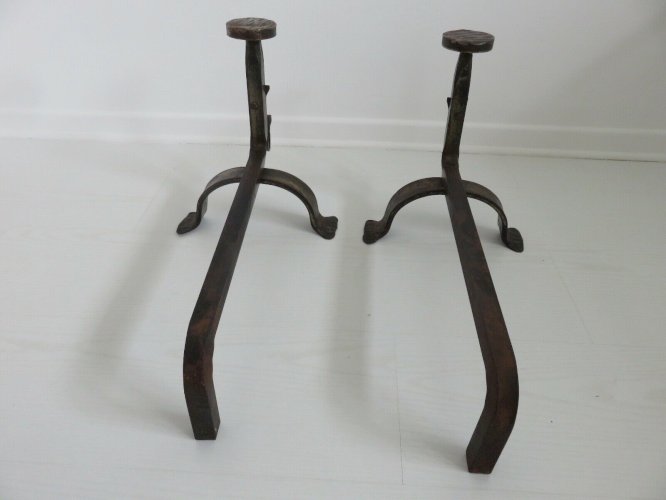 JACQUES ADNET PAIRE DE CHENETS EN ACIER ANNEES 40 50