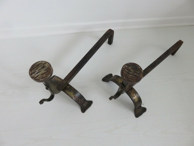JACQUES ADNET PAIRE DE CHENETS EN ACIER ANNEES 40 50