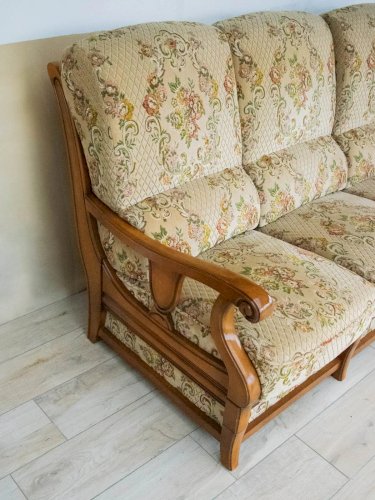 Jacques, le canapé en bois et tissu N°104