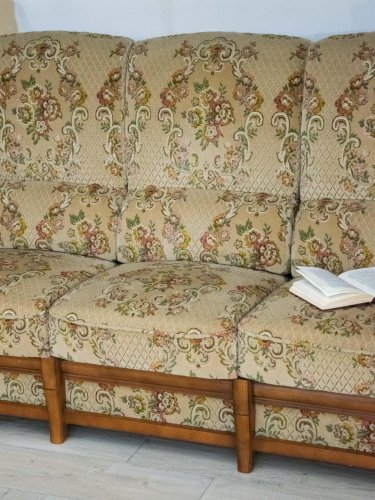 Jacques, le canapé en bois et tissu N°104