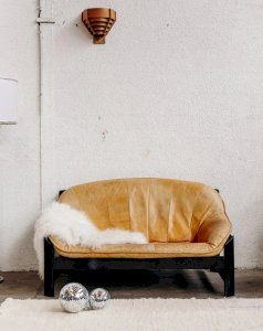 Jacques, the leather sofa No. 62