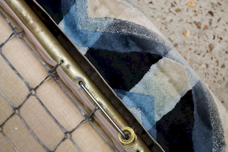 Jacques, le canapé en velours Guermonprez N°111