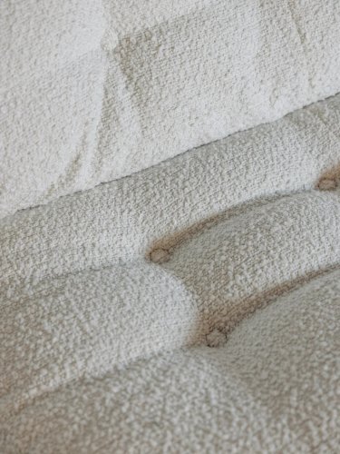 Jacques, le canapé Soriana en tissu bouclette N°71