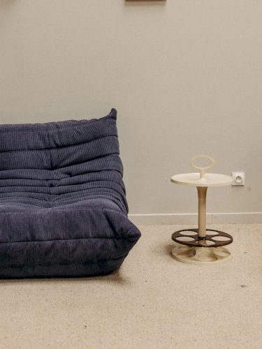 Jacques, le canapé Togo bleu N°76