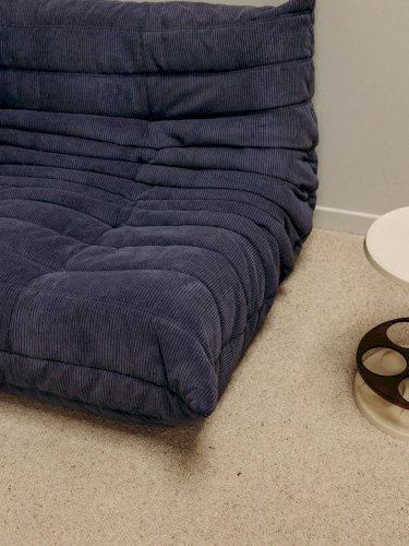 Jacques, le canapé Togo bleu N°76