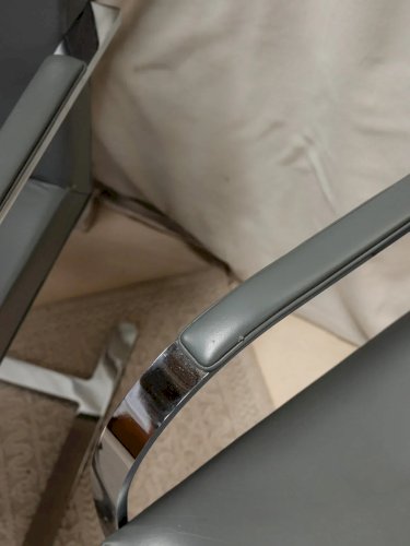 Jakob, la paire de fauteuils Brno N°532