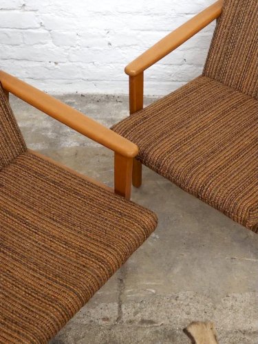 Jakob, la paire de fauteuils en bois et laine N°824