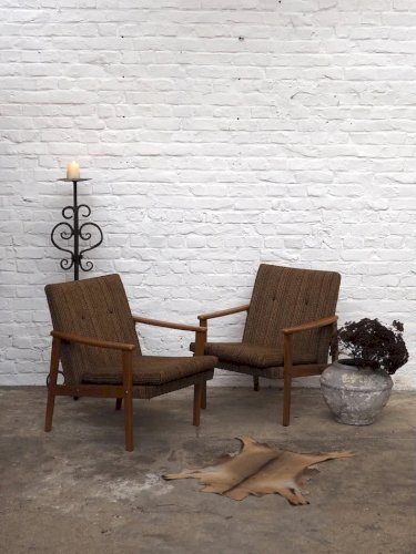 Jakob, la paire de fauteuils en bois et laine N°824