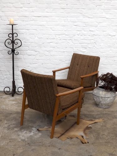 Jakob, la paire de fauteuils en bois et laine N°824