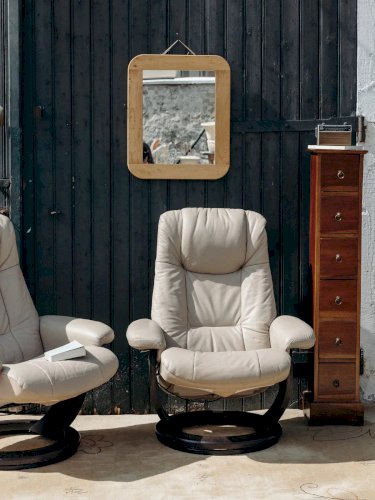 Jakob, la paire de fauteuils en cuir N°506