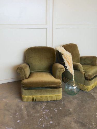 Jakob, la paire de fauteuils en velours vert N°848