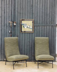 Jakob, the pair of green armchairs No. 508