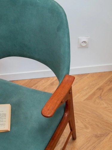 Jakob, le fauteuil bleu N°678