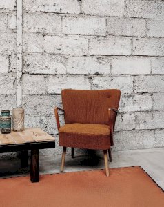 Jakob, the bridge armchair No. 677