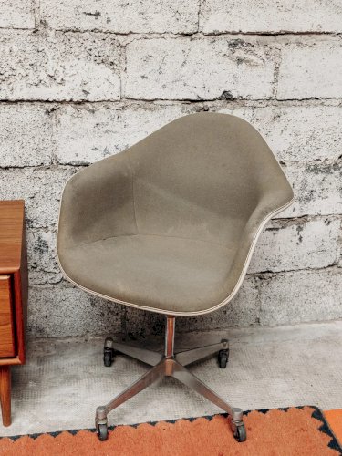 Jakob, le fauteuil de bureau gris N°500