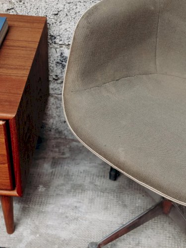 Jakob, le fauteuil de bureau gris N°500