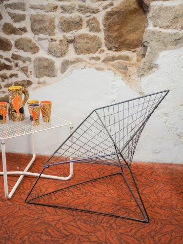 Jakob, le fauteuil en acier N°601