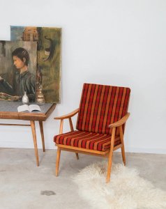 Jakob, the checkered wooden armchair No. 622