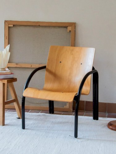Jakob, le fauteuil en bois et métal N°695