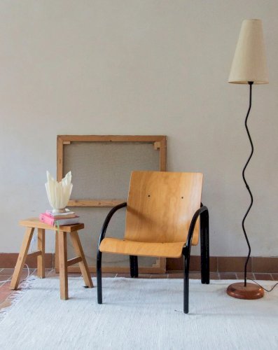 Jakob, le fauteuil en bois et métal N°695