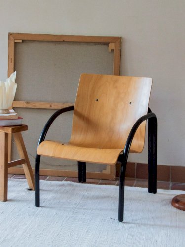 Jakob, le fauteuil en bois et métal N°695