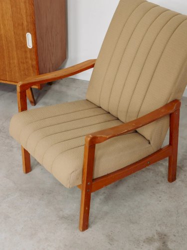 Jakob, le fauteuil en bois N°94