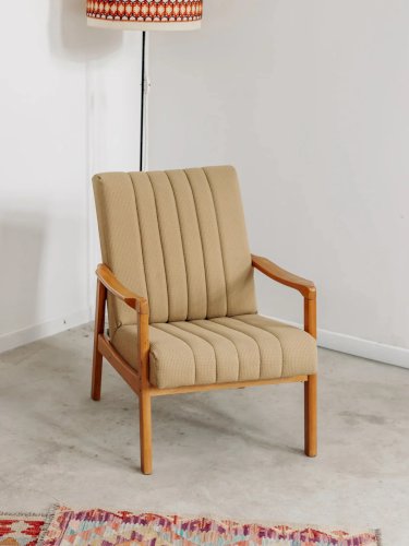 Jakob, le fauteuil en bois N°94
