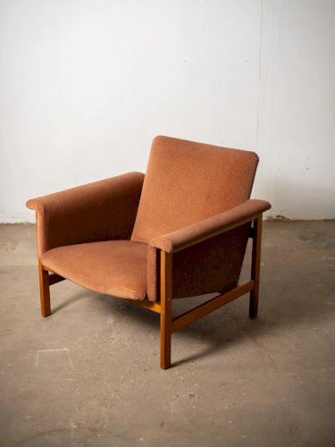 Jakob, le fauteuil en chêne N°50