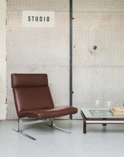 Jakob, le fauteuil en cuir marron N°367