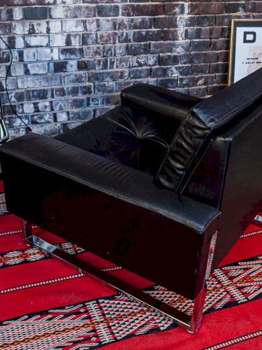 Jakob, le fauteuil en cuir N°667