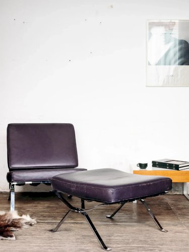 Jakob, le fauteuil en cuir noir N°46