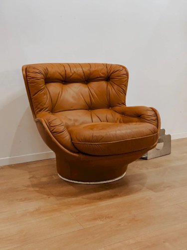 Jakob, le fauteuil en cuir pivotant N°860