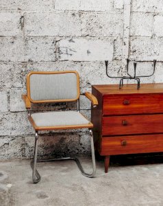 Jakob, the metal armchair No. 346