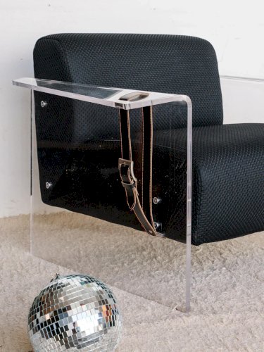 Jakob, le fauteuil en plexiglass N°652