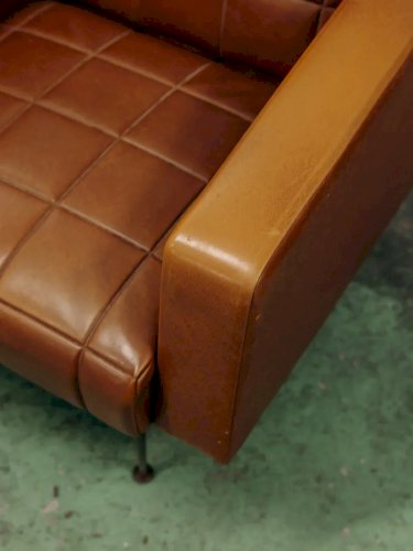 Jakob, le fauteuil en simili-cuir N°565