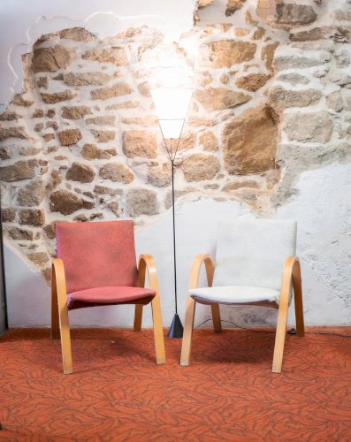 Jakob, le fauteuil en tissu blanc N°600