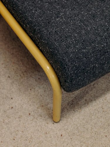 Jakob, le fauteuil en tissu gris N°689