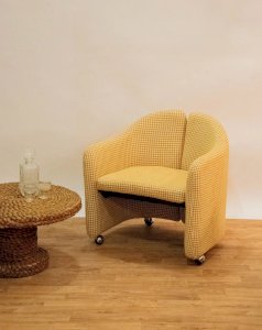 Jakob, the yellow fabric armchair N°587