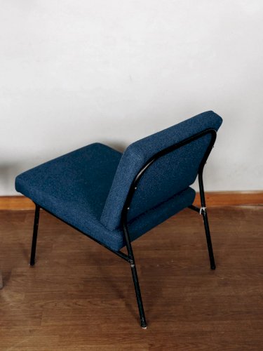Jakob, le fauteuil en tissu N°220